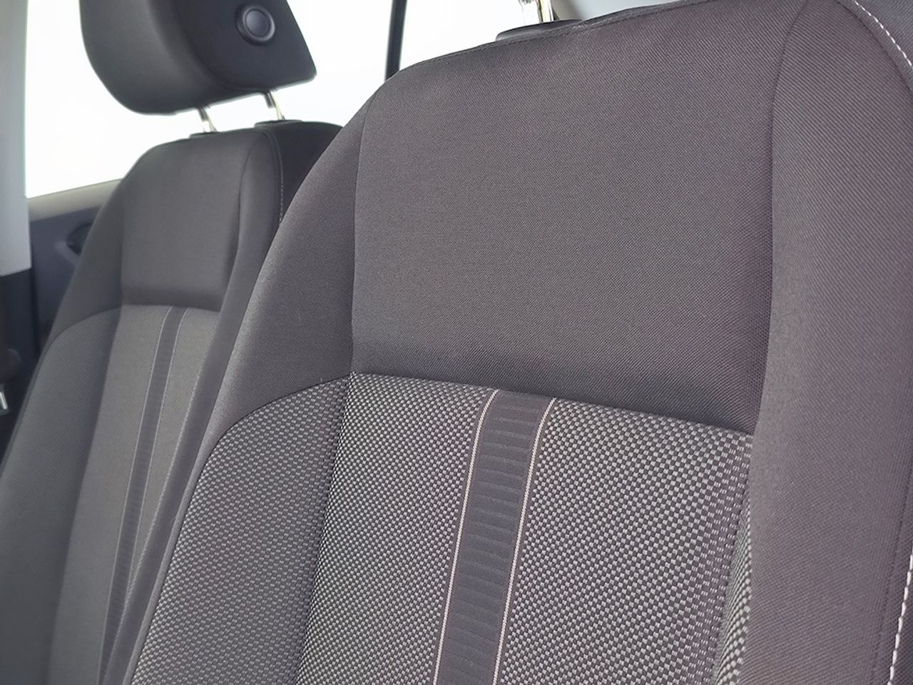 Volkswagen T-roc 1.5 Tsi 150 Cv Life - Foto 2