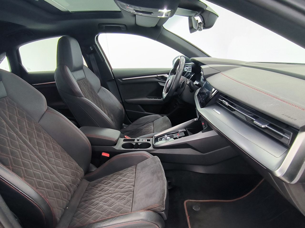 Audi A3 Sedan 20 Tdi 150cv Stronic Blackline - Foto 2
