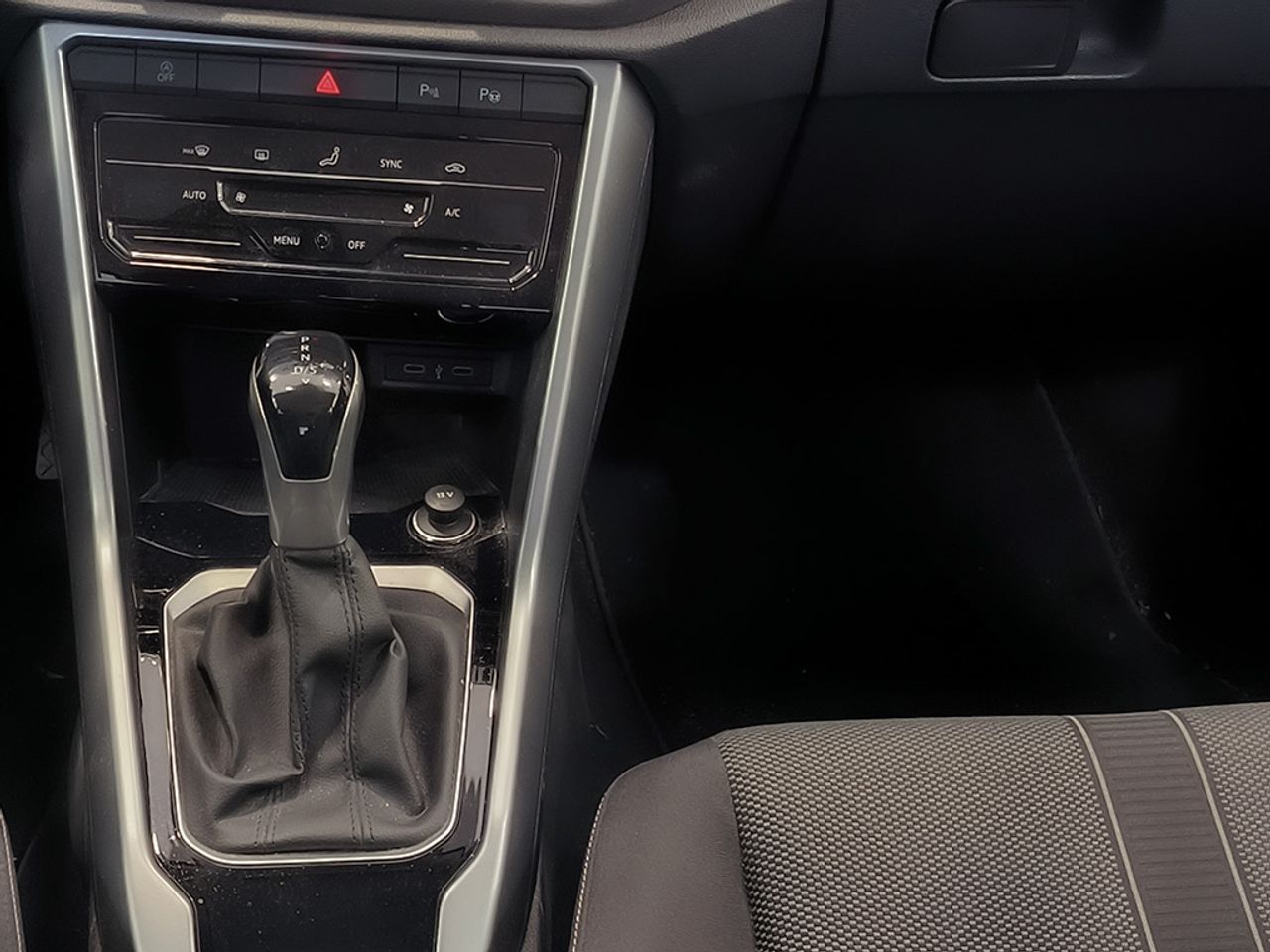 Volkswagen T-roc 1.5 Tsi 150 Cv Dsg Life - Foto 2