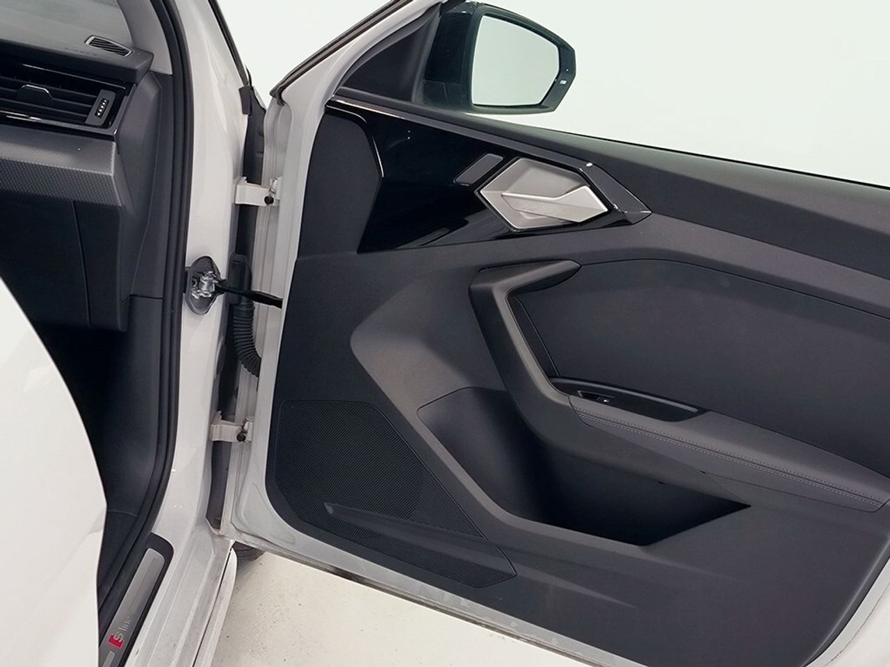 Audi A1 Sportback Adrenalin 25 Tfsi 70kw (95cv) - Foto 2