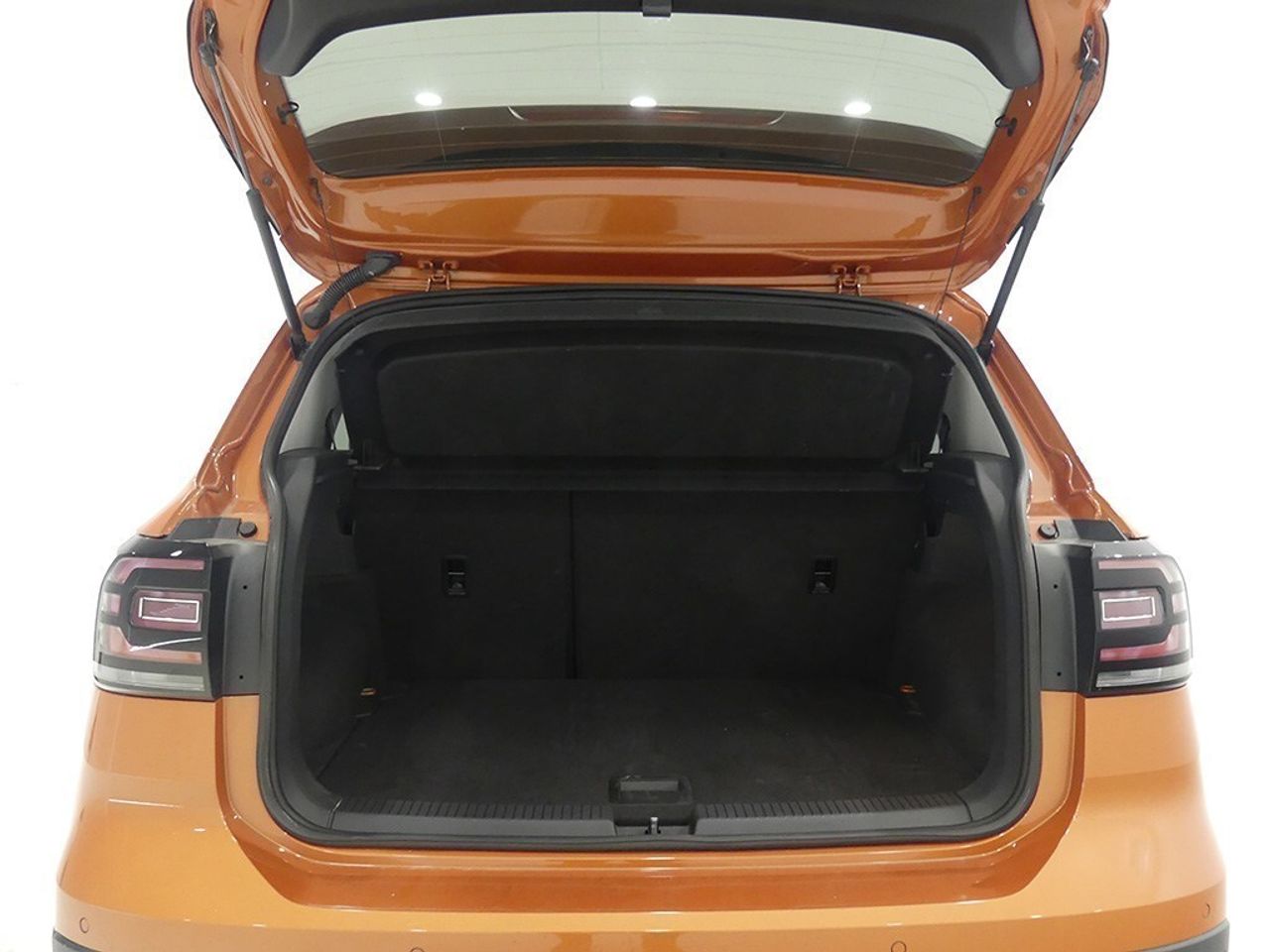 Volkswagen T-cross 1.0 Tsi 110 Cv Advance - Foto 2