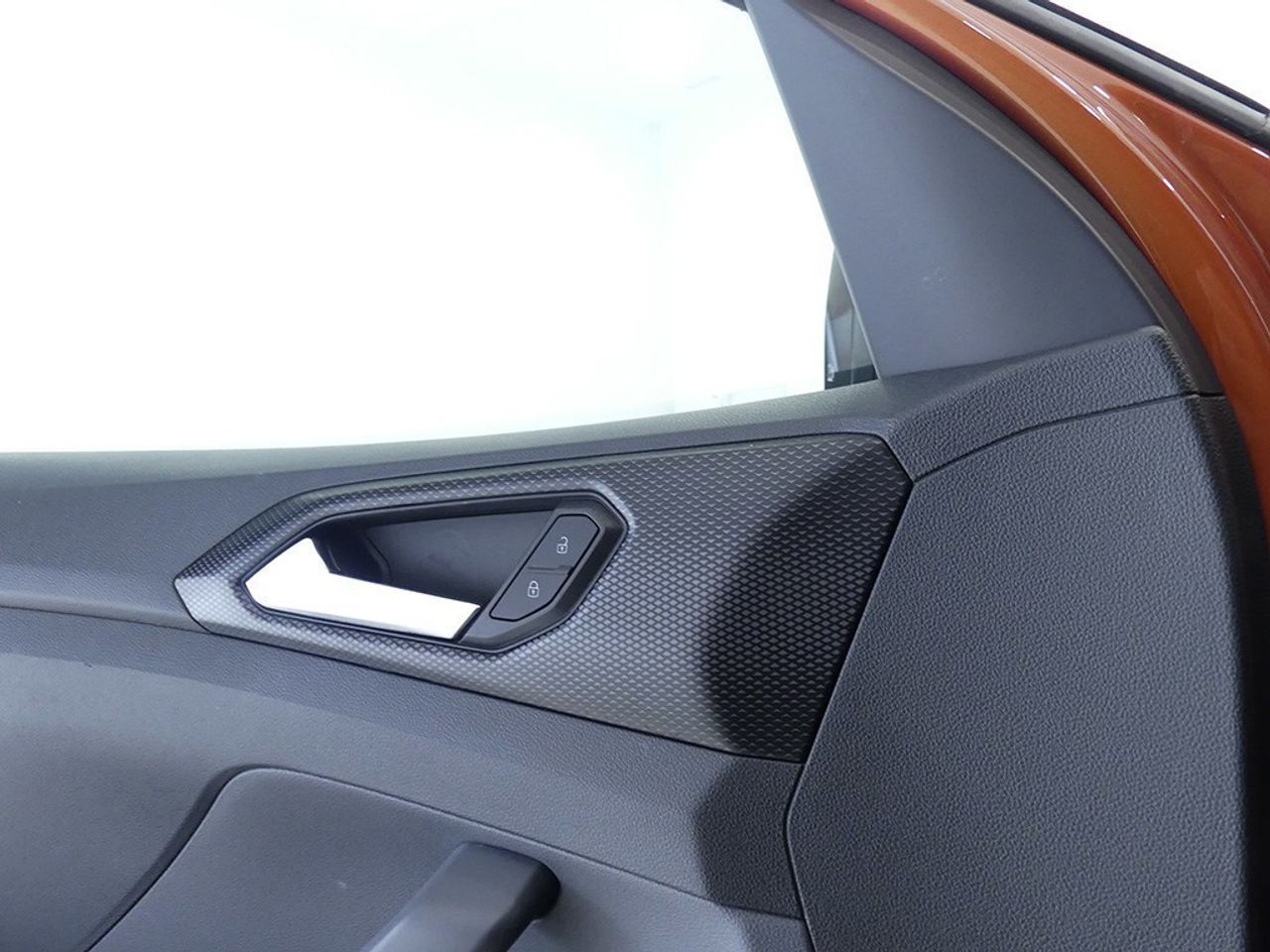 Volkswagen T-cross 1.0 Tsi 110 Cv Advance - Foto 2