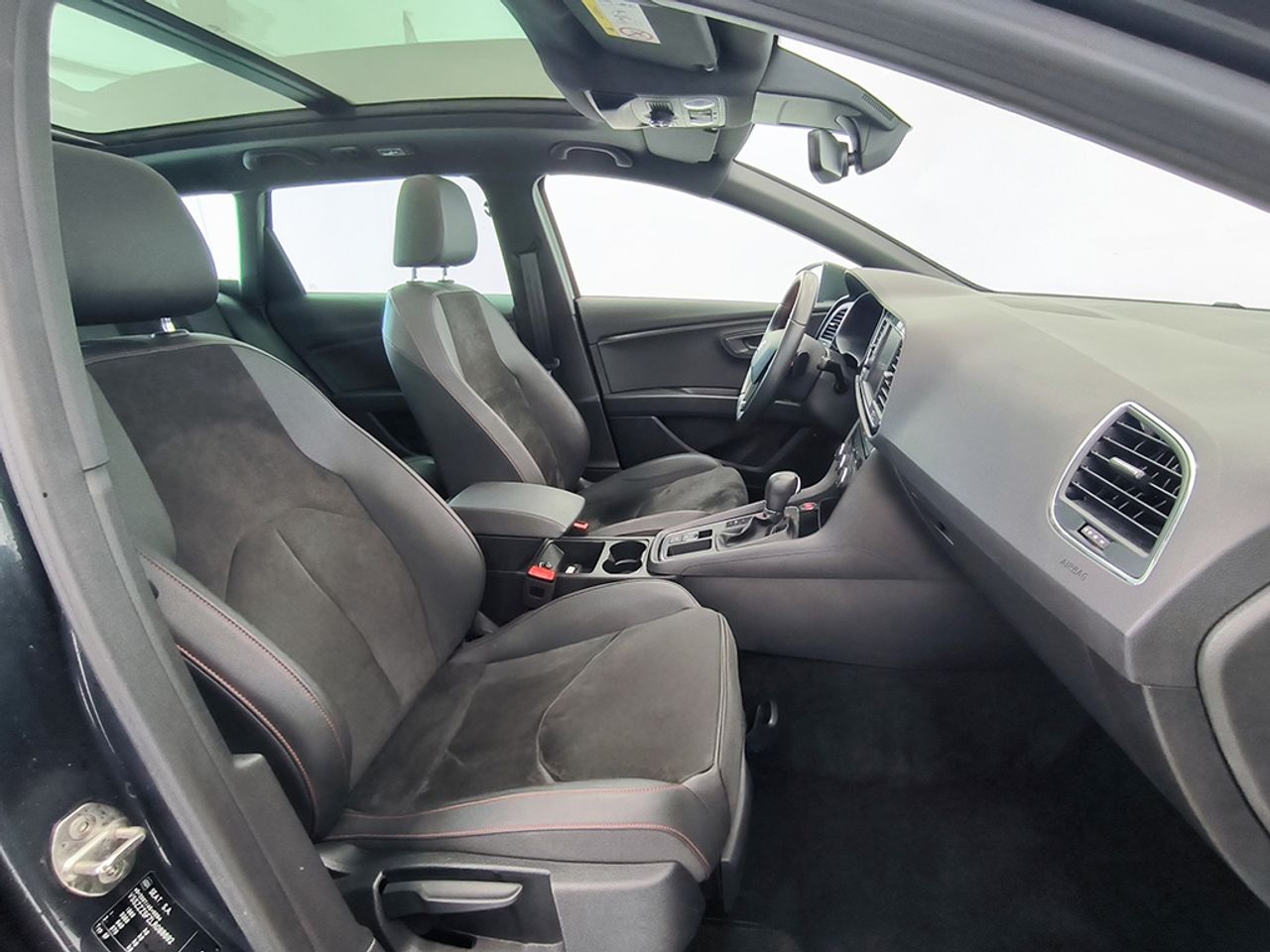 Seat Leon Sporturer 1.5 Tsi 150 Cv Dsg Fr - Foto 2