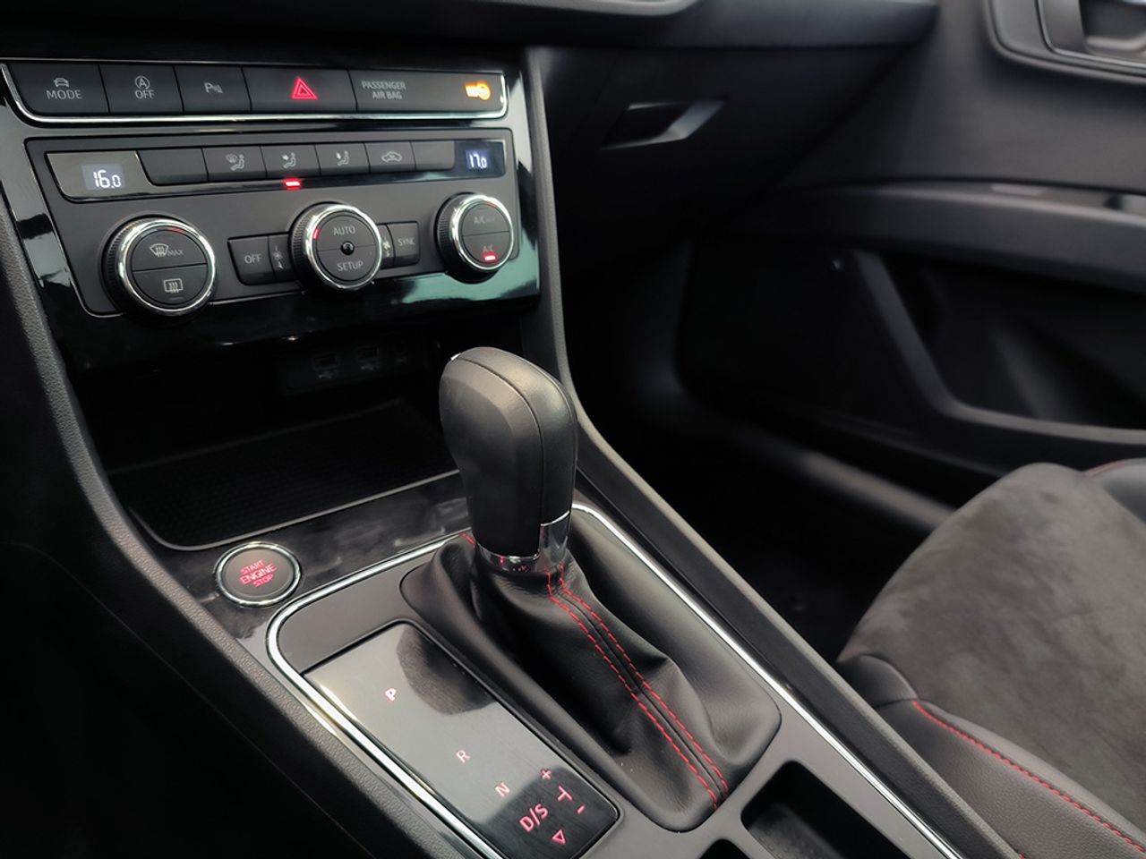 Seat Leon Sporturer 1.5 Tsi 150 Cv Dsg Fr - Foto 2