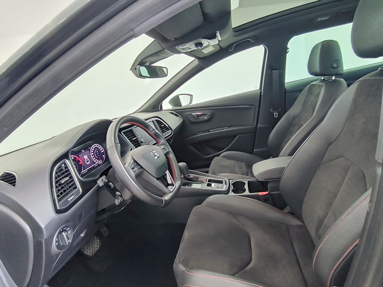 Seat Leon Sporturer 1.5 Tsi 150 Cv Dsg Fr - Foto 2