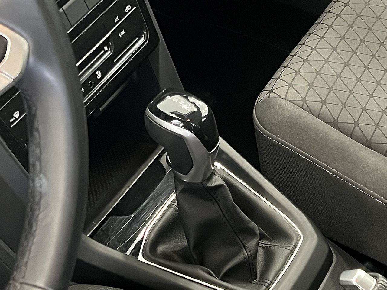 Volkswagen T-cross 1.0 Tsi 110 Cv Dsg Advance - Foto 2