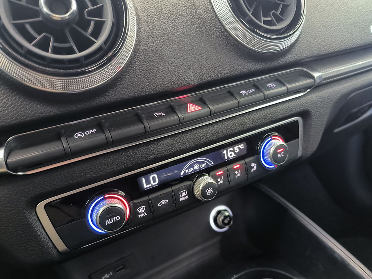 Audi A3 Sedan 35 Tfsi 150 Cv Design - Foto 2