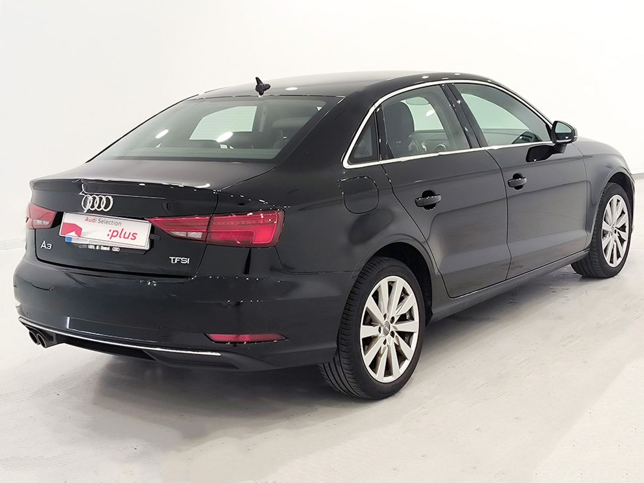 Audi A3 Sedan 35 Tfsi 150 Cv Design - Foto 2