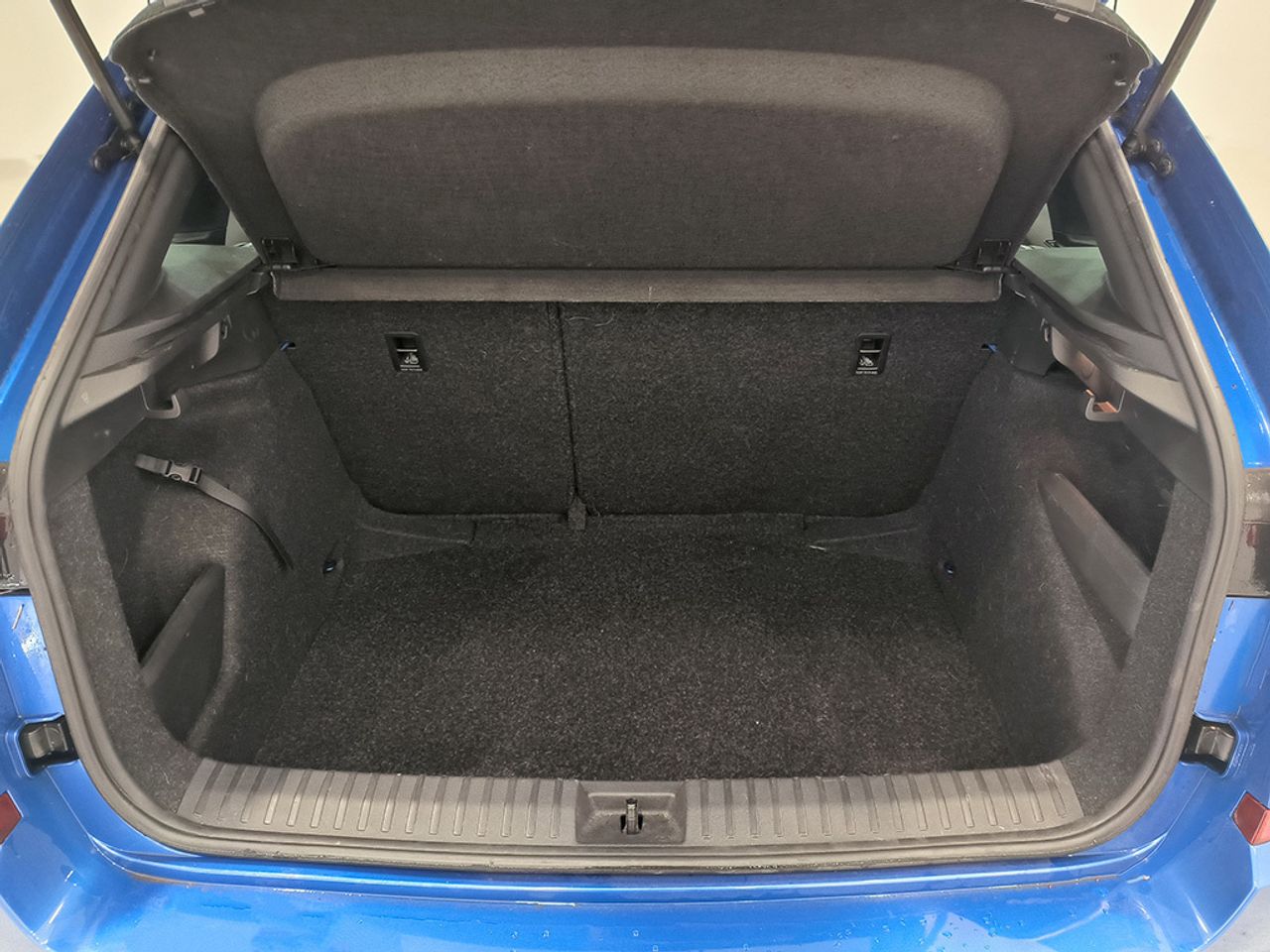 Skoda Kamiq 1.5 Tsi 150 Cv Sport - Foto 2