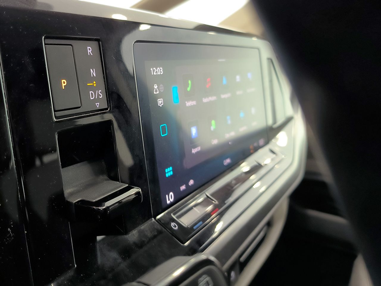 Volkswagen Multivan 1.5 Ehybrid 245 Cv Dsg 4 Motion - Foto 2