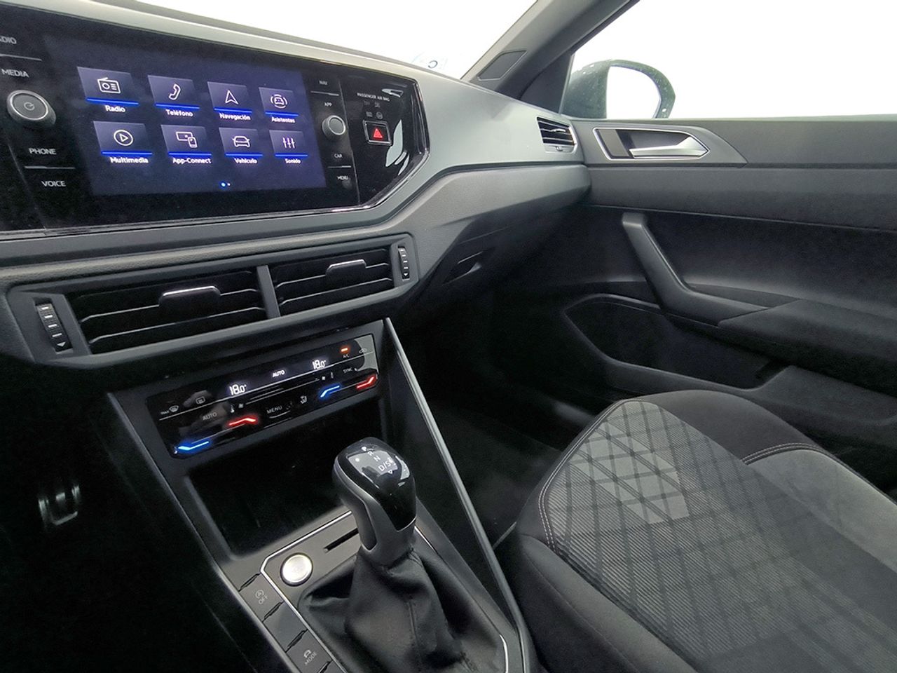 Volkswagen Taigo 1.0 Tsi 115 Cv Dsg R-line - Foto 2