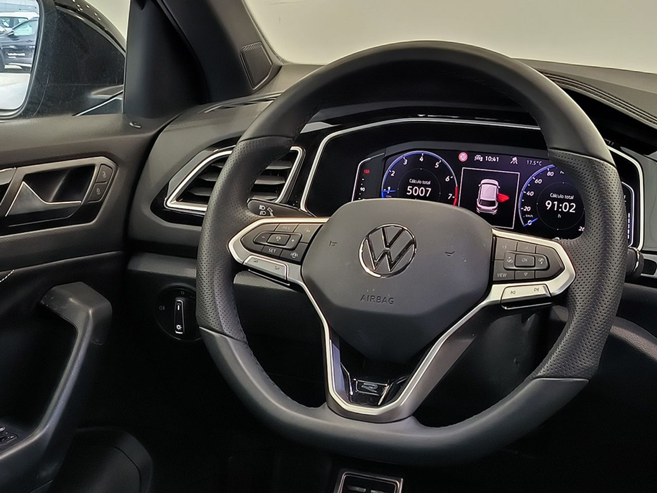 Volkswagen T-Roc 1.5 tsi 150 cv dsg r-line - Foto 2