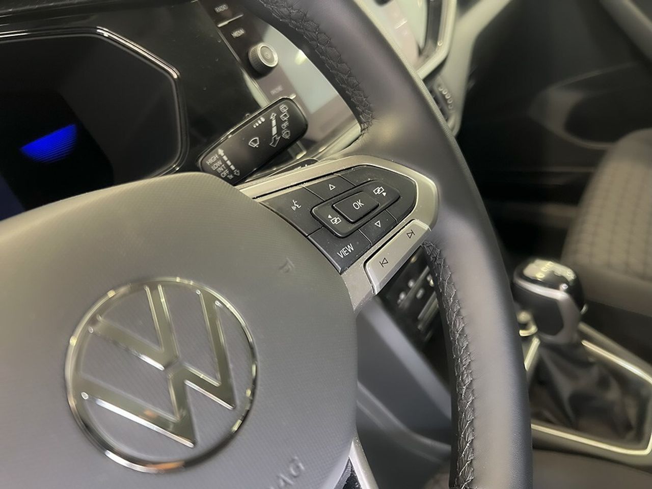 Volkswagen T-Cross 1.0 tsi 110 cv dsg advance - Foto 2