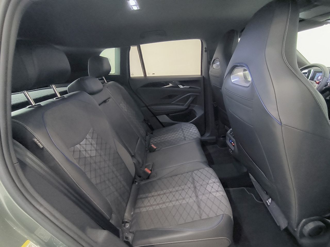 Volkswagen Tiguan 2.0 Tdi 150 Cv Dsg R-line - Foto 2