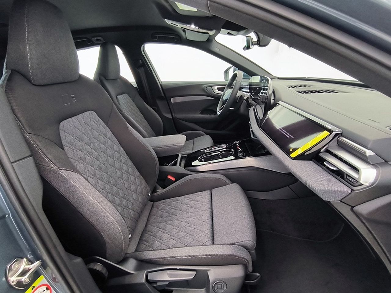 Audi A5 Sedan Black Line Tfsi E Quattro 220 Kw S T - Foto 2