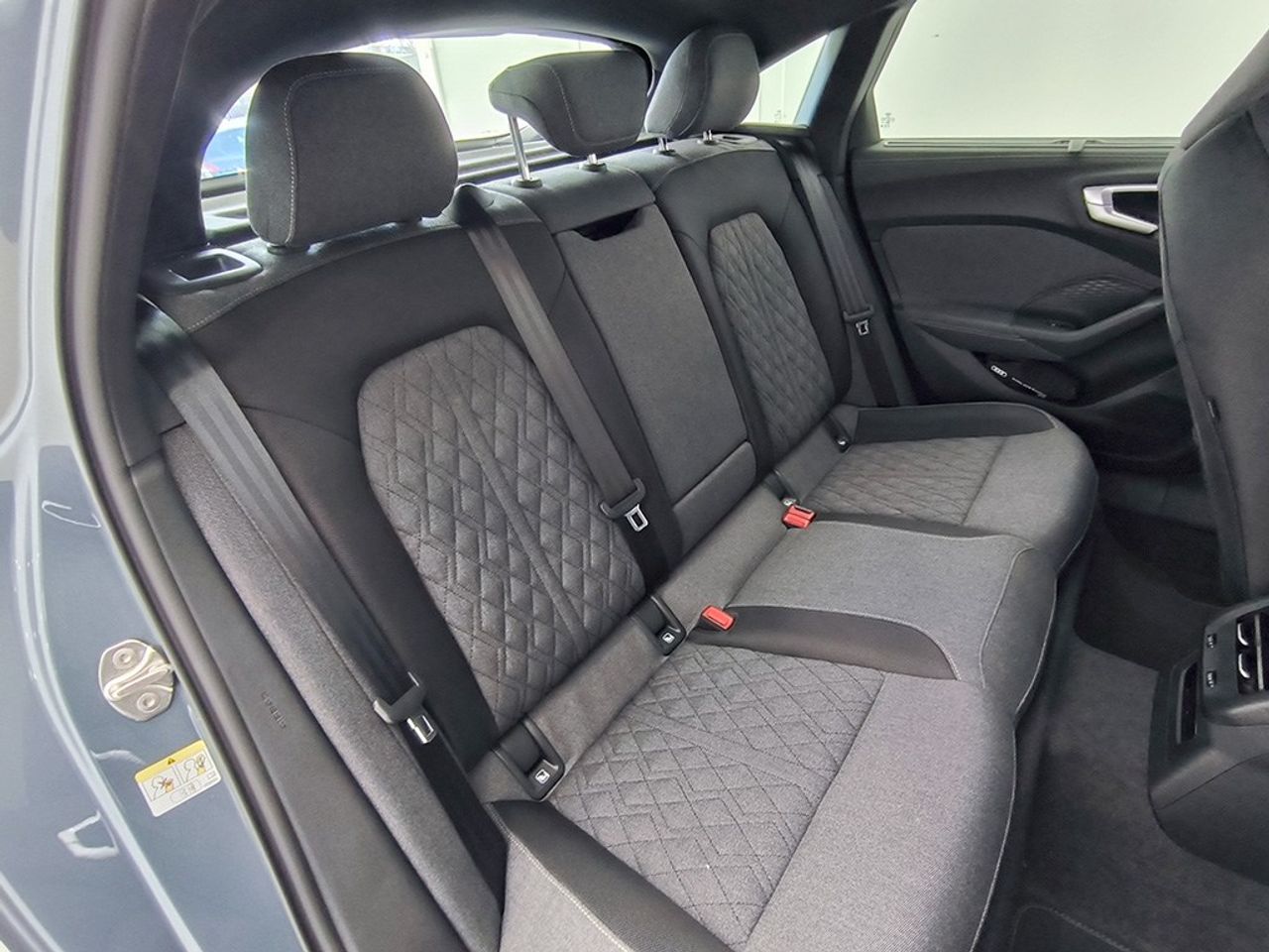 Audi A5 Sedan Black Line Tfsi E Quattro 220 Kw S T - Foto 2
