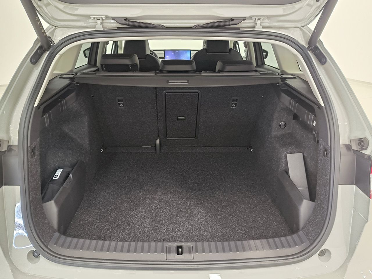 Skoda Enyaq 286 Cv Motor Dual - Foto 2