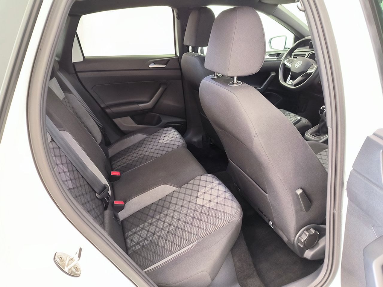 Volkswagen Polo 1.0 Tsi 90 Cv R-line - Foto 2