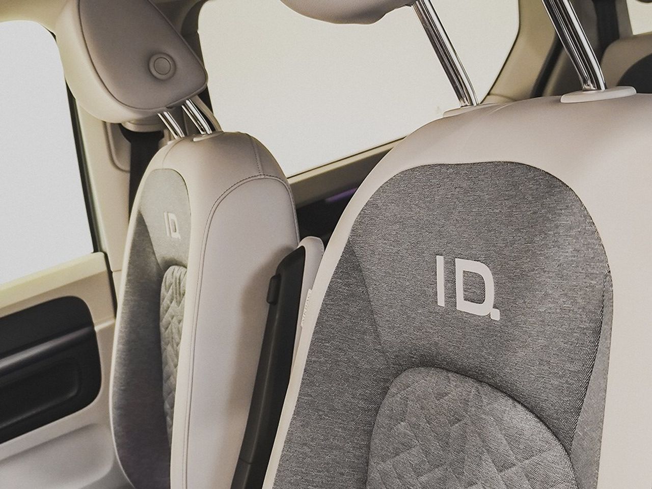 Volkswagen Id.buzz Pro 204cv 77kw - Foto 2