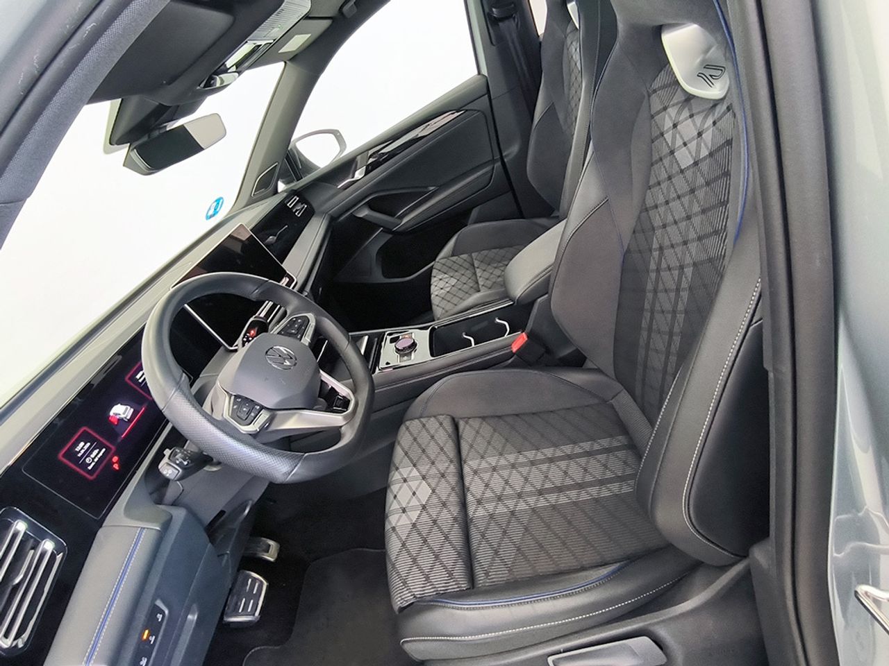 Volkswagen Tiguan R-line 1.5 Tsi Ehybrid 130 Kw 177 Cv / 85 K - Foto 2