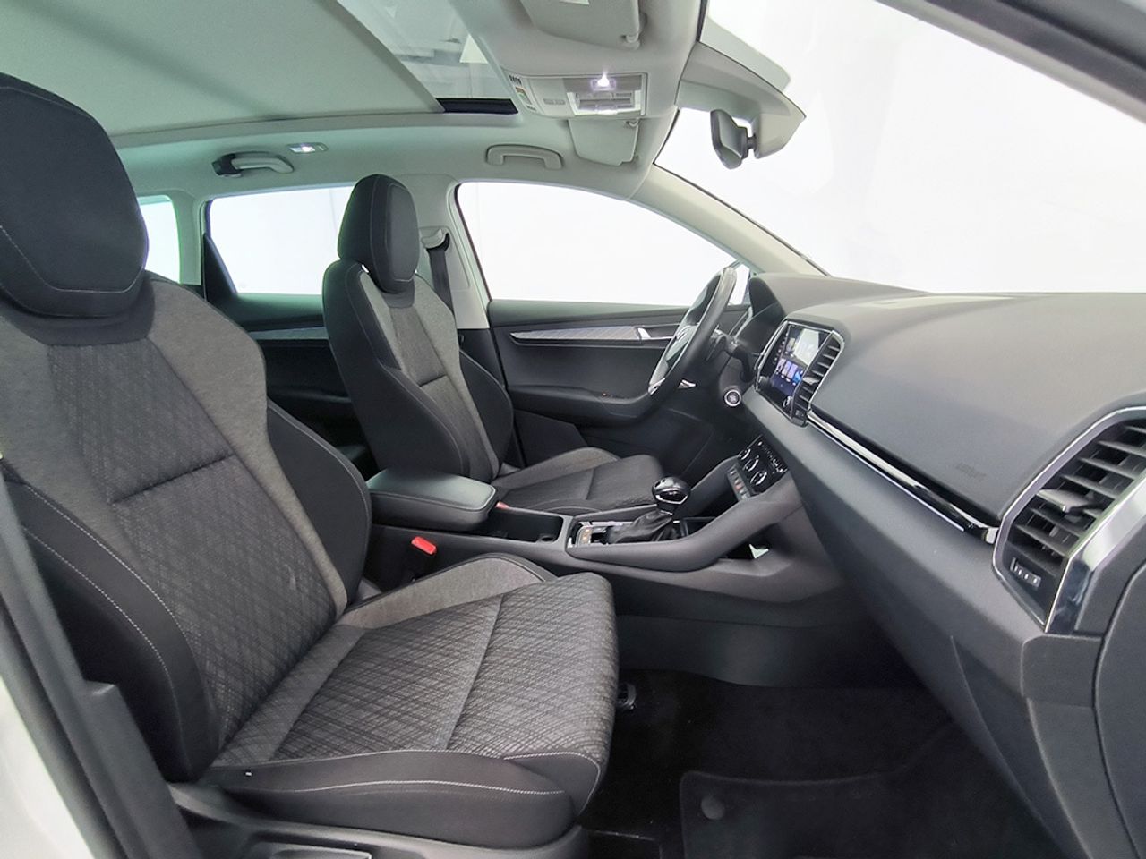 Skoda Karoq 1.5 Tsi 150 Cv Dsg Style - Foto 2