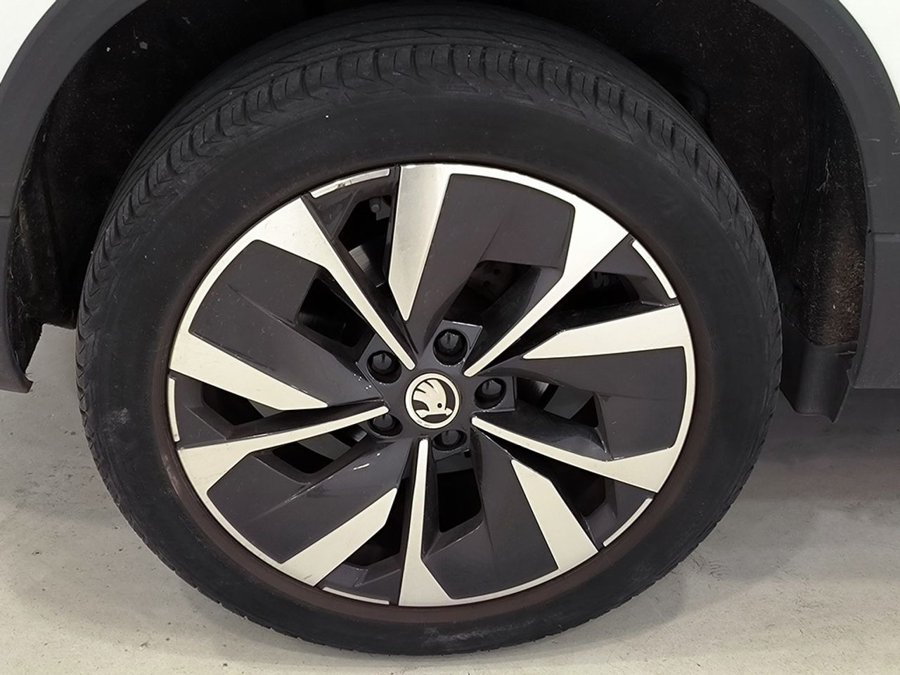 Skoda Karoq 1.5 Tsi 150 Cv Dsg Style - Foto 2