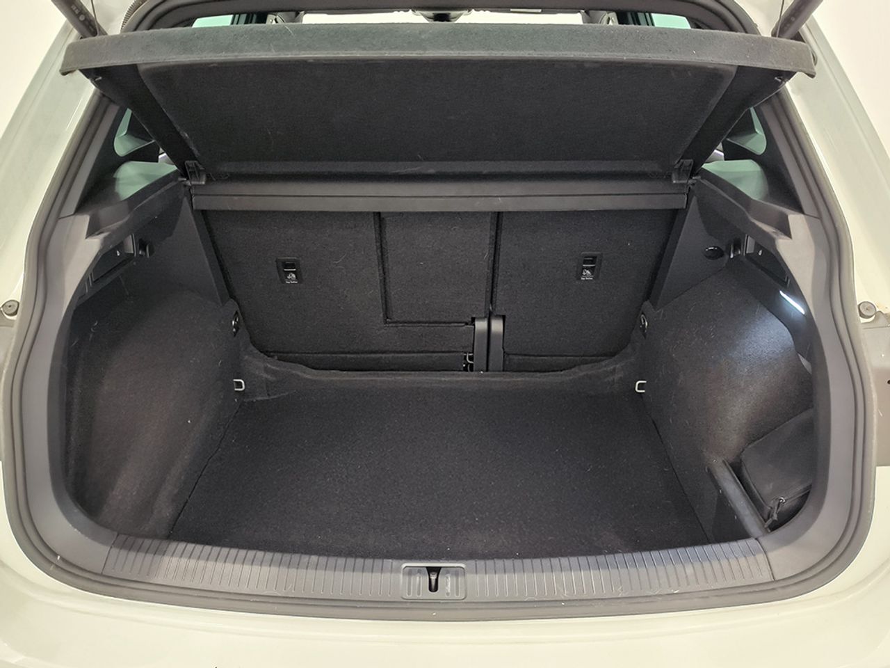Volkswagen Tiguan 2.0 Tdi 150 Cv Dsg R-line - Foto 2