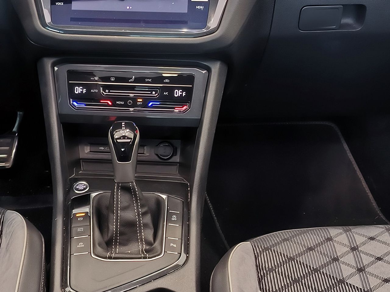 Volkswagen Tiguan 2.0 Tdi 150 Cv Dsg R-line - Foto 2
