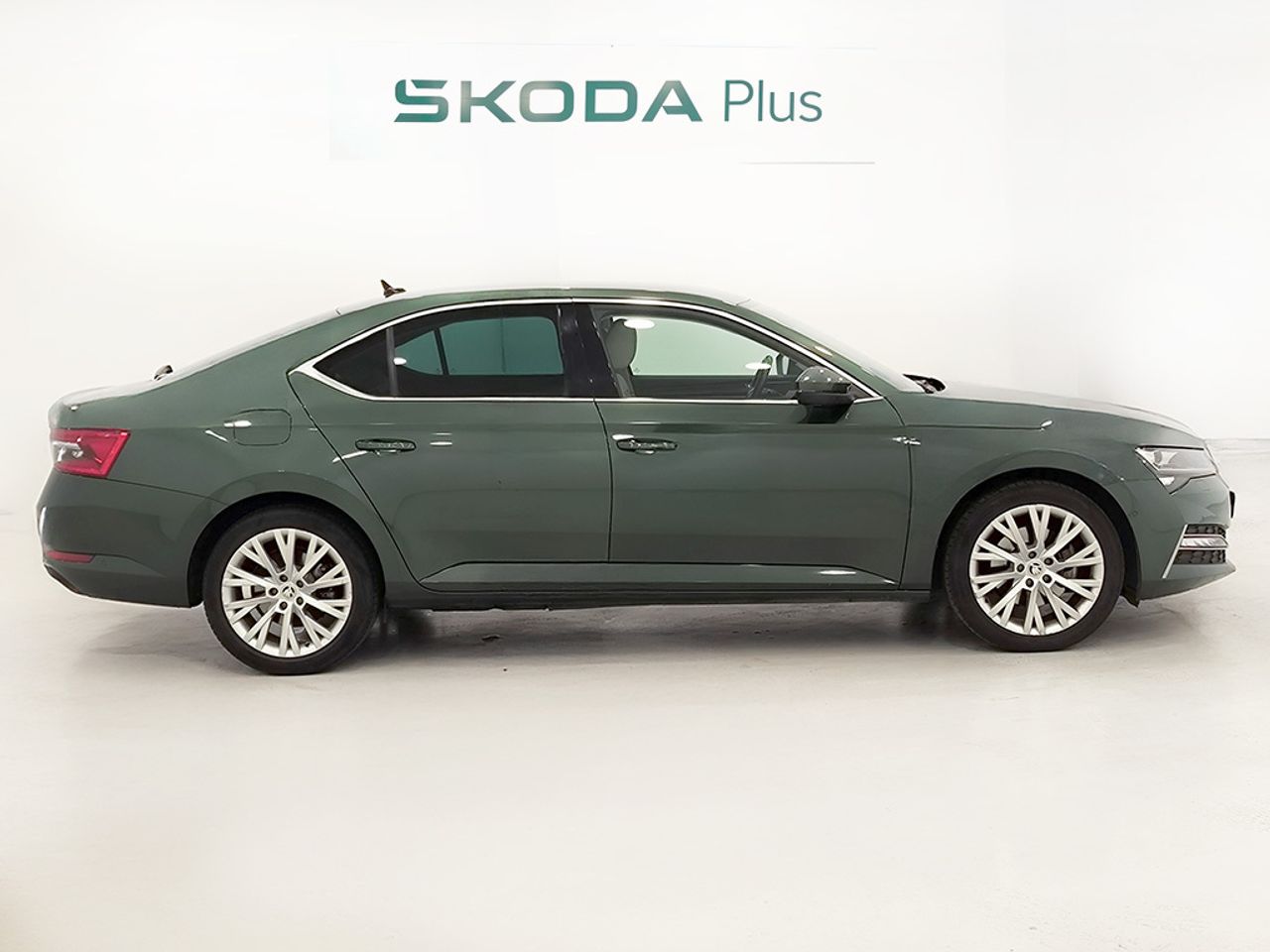 Skoda Superb 1.4 Tsi Phev Style Dsg 218 Cv - Foto 2