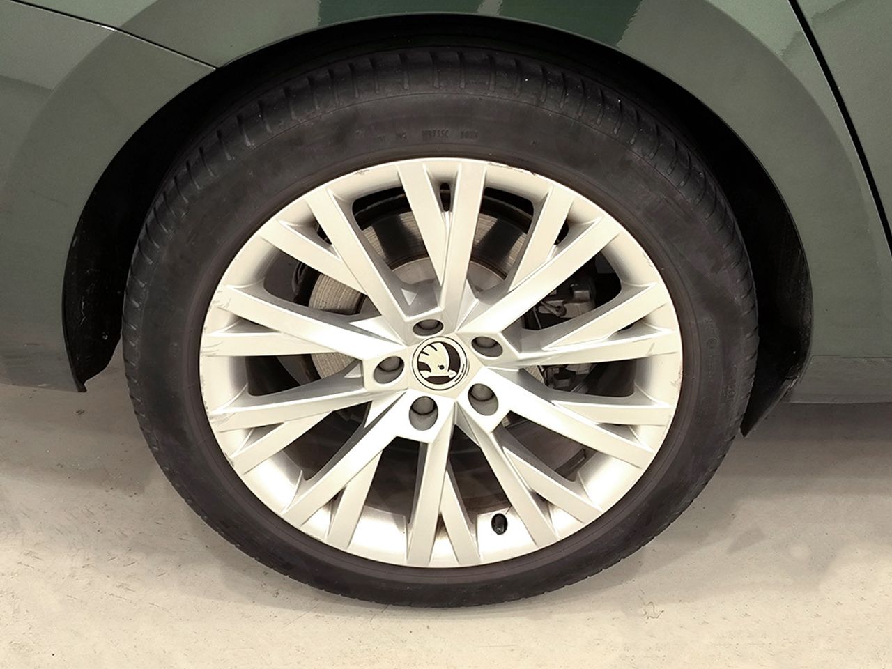 Skoda Superb 1.4 Tsi Phev Style Dsg 218 Cv - Foto 2