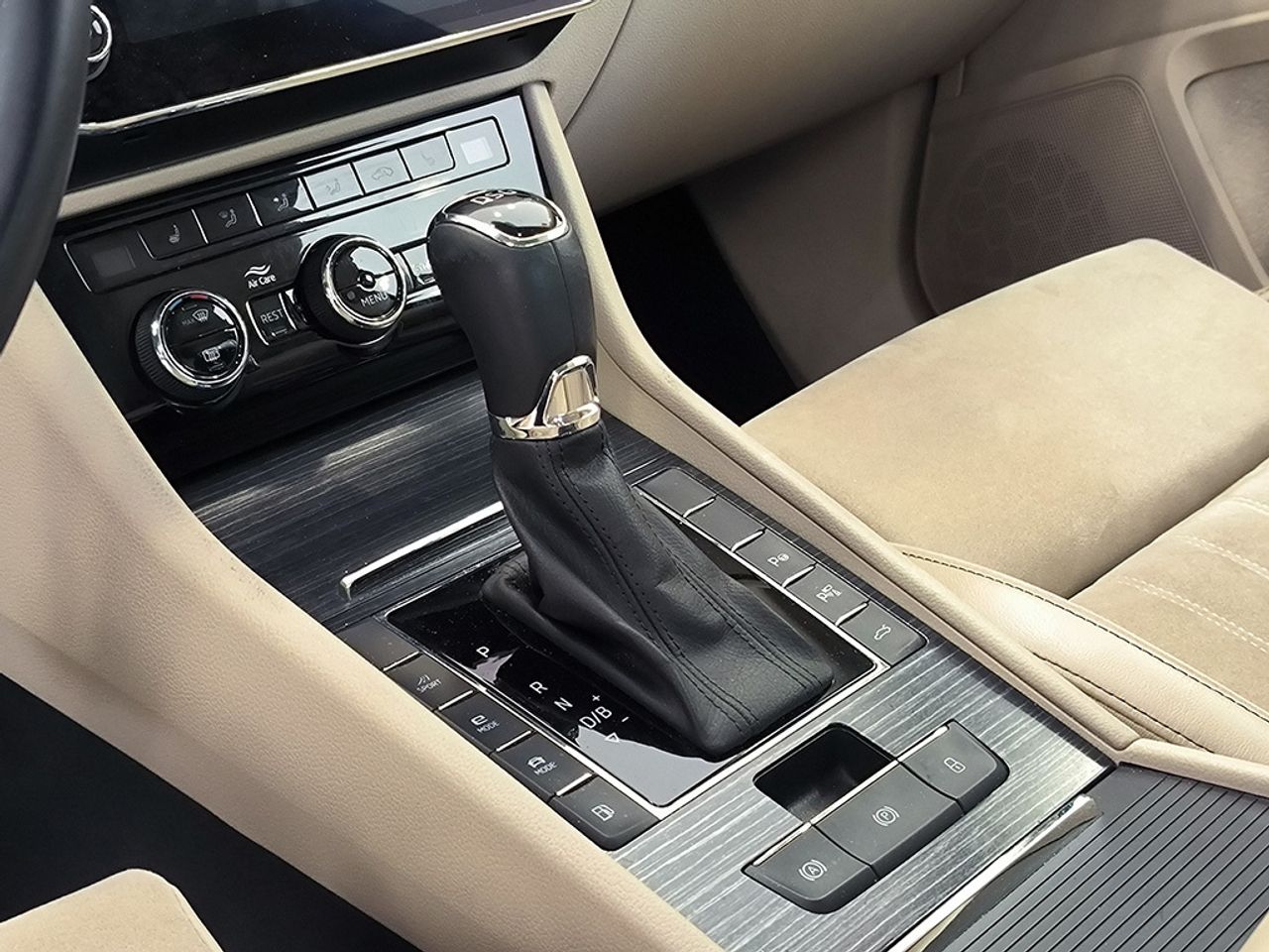 Skoda Superb 1.4 Tsi Phev Style Dsg 218 Cv - Foto 2
