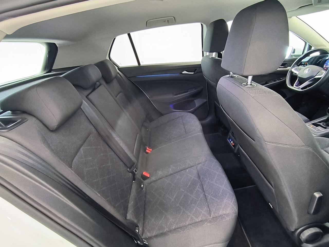 Volkswagen Golf 1.5 Tsi 130 Cv Life - Foto 2