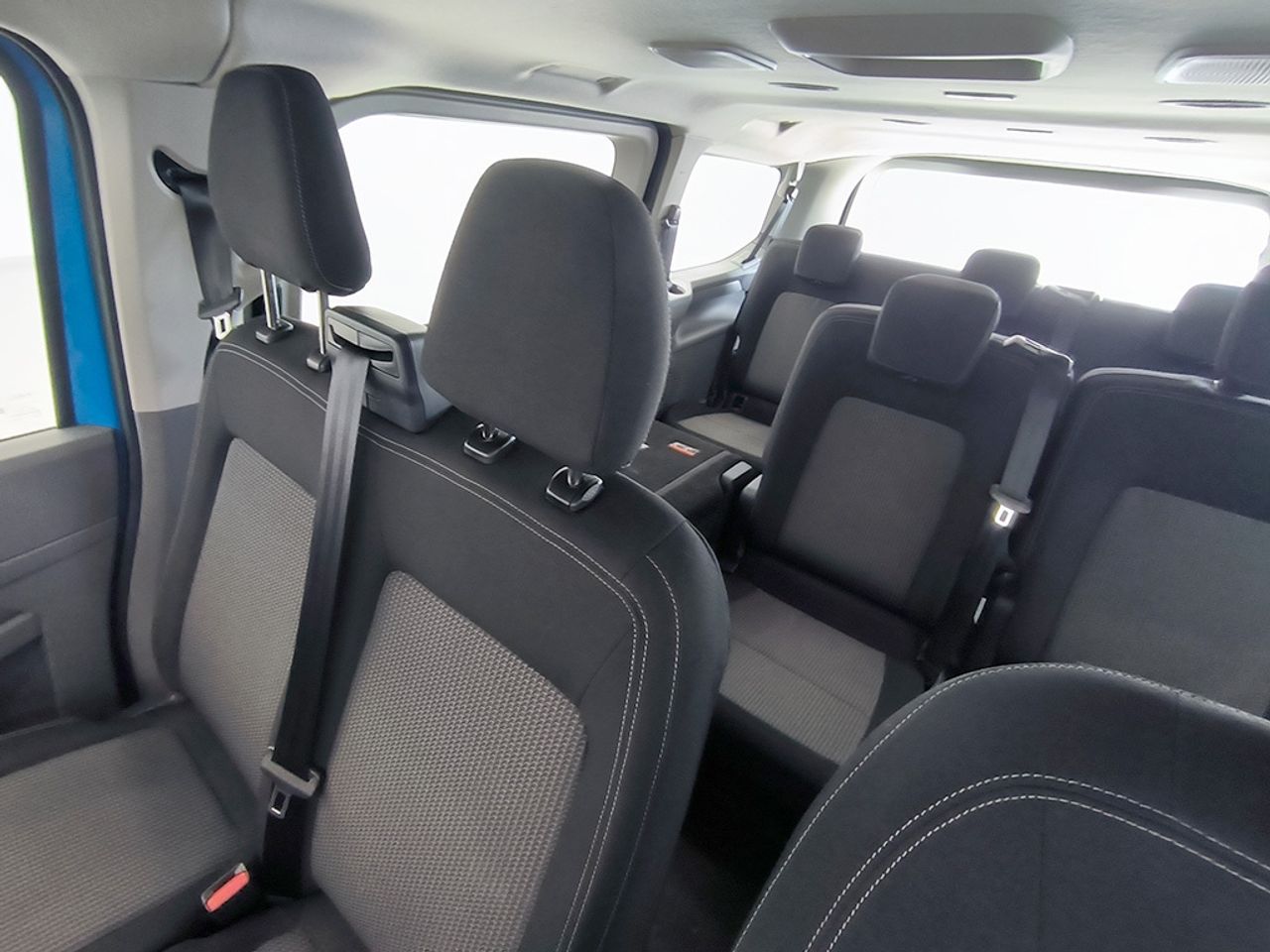 Volkswagen Caravelle 2.0 Tdi 110 Cv - Foto 2