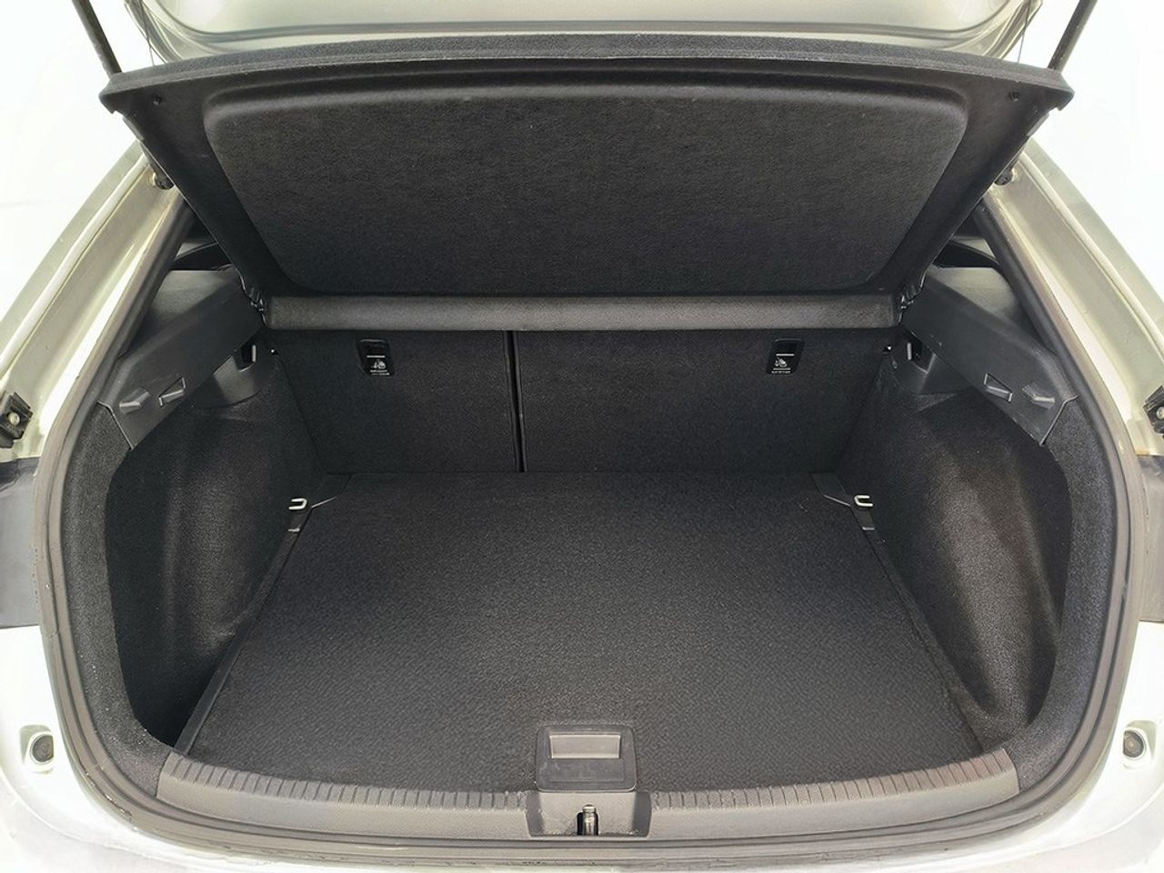 Volkswagen Taigo 1.0 Tsi 115 Cv Life - Foto 2