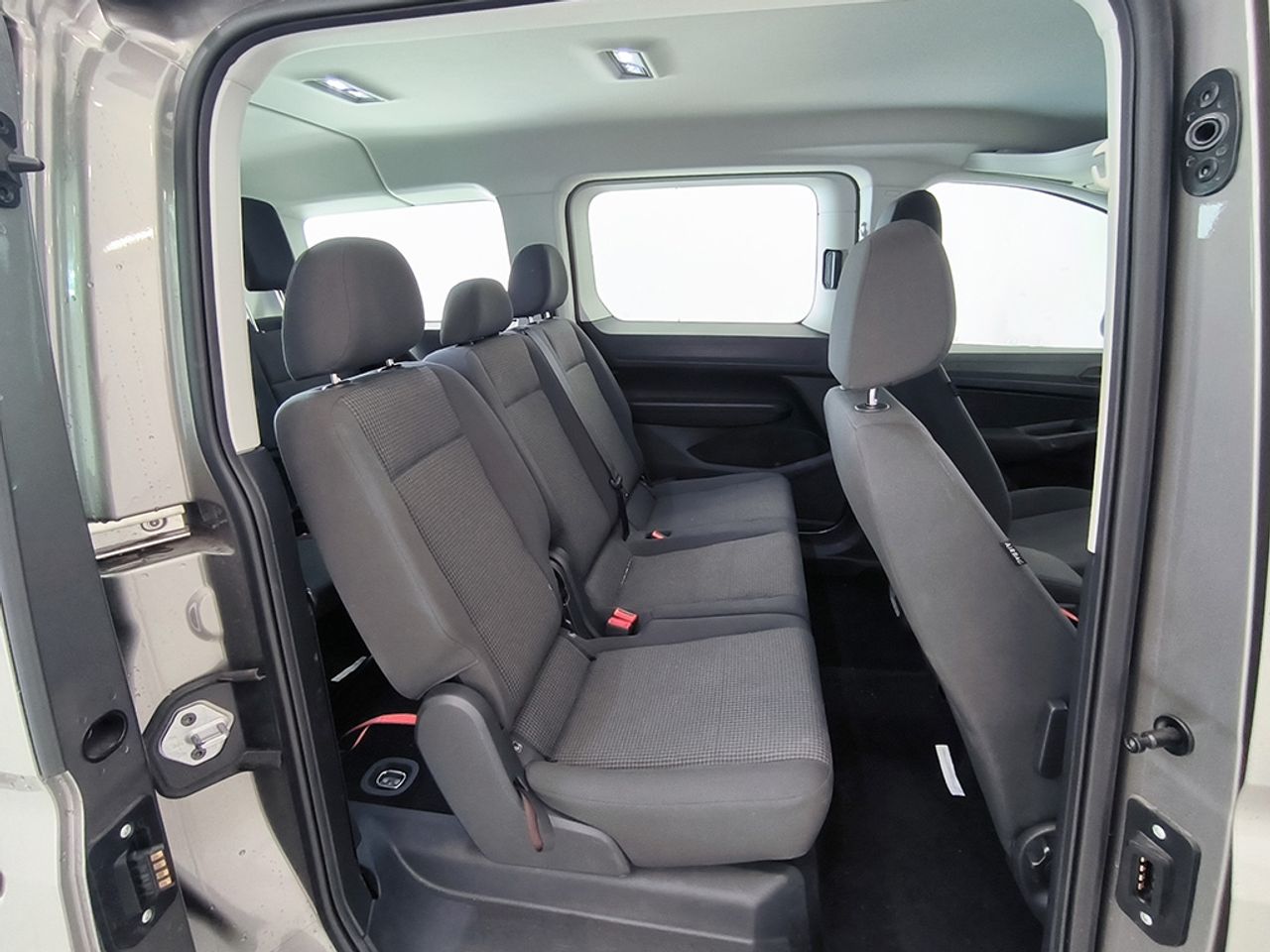 Volkswagen Caddy Maxi 2.0 Tdi 102 Cv Origin - Foto 2