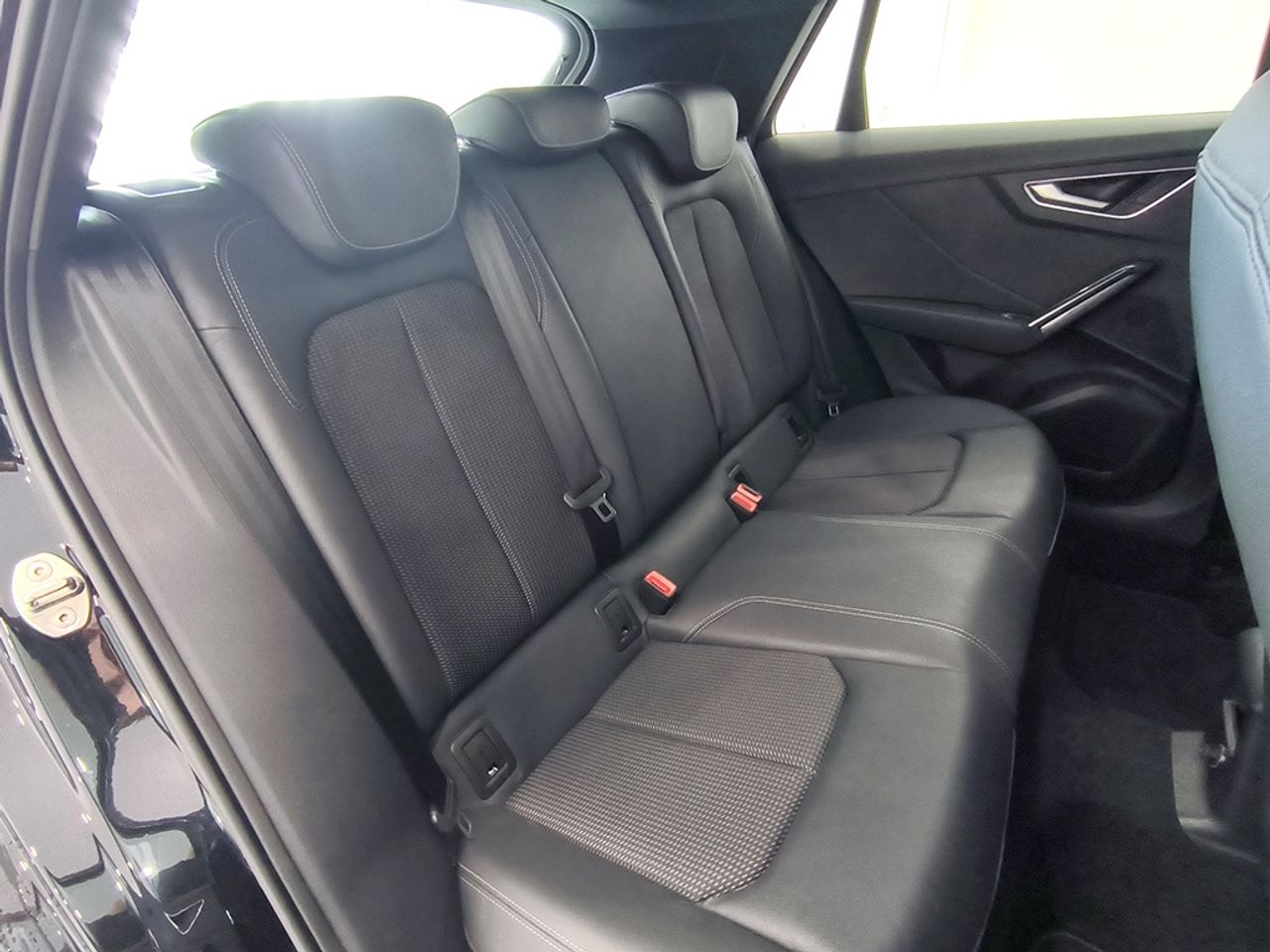 Audi Q2 35 Tfsi 150 Cv Stronic Adrenalin - Foto 2