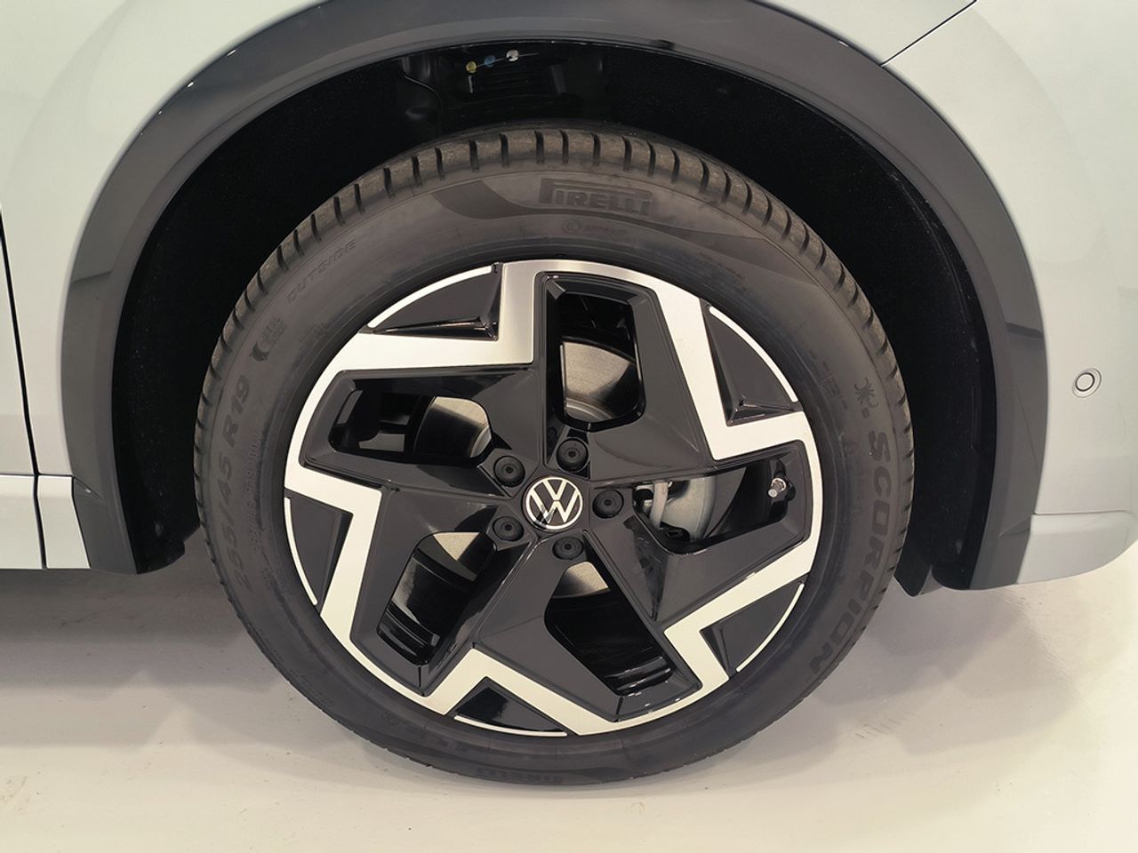 Volkswagen Tiguan 2.0 Tdi 150cv Dsg R-line - Foto 2