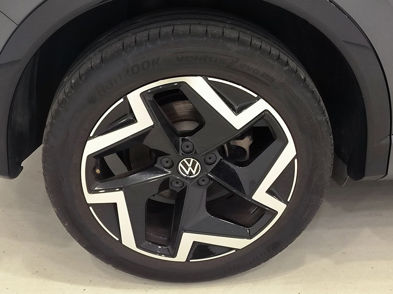 Volkswagen Tiguan 2.0 Tdi 150 Cv Dsg R-line - Foto 2
