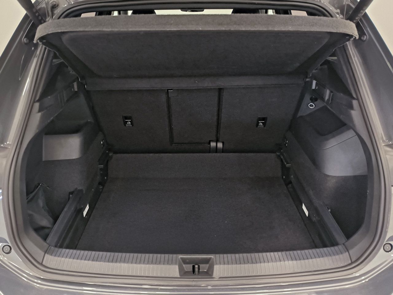 Volkswagen Tiguan 2.0 Tdi 150 Cv Dsg R-line - Foto 2