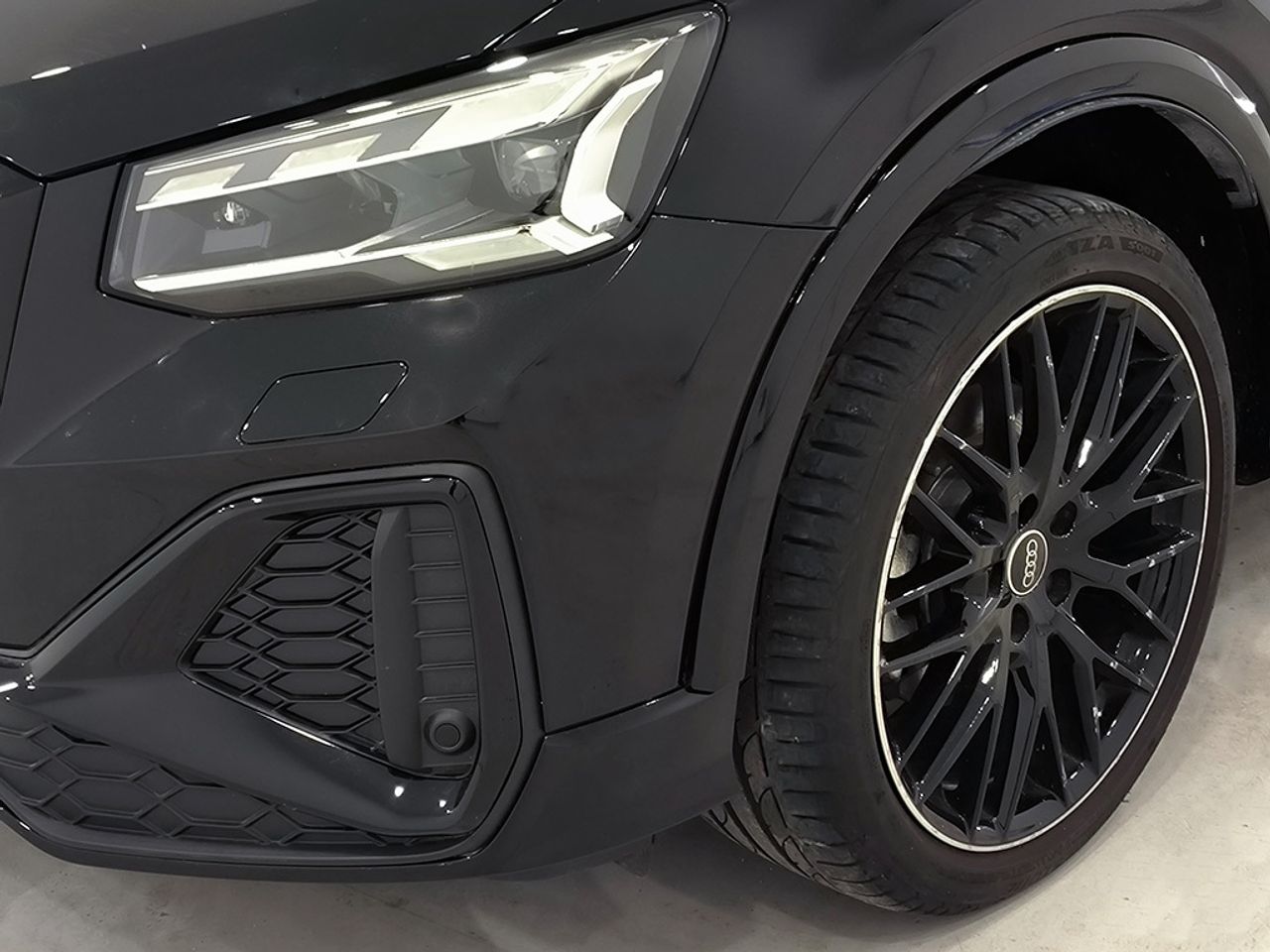 Audi Q2 35 Tfsi 150 Cv Stronic Black Line - Foto 2