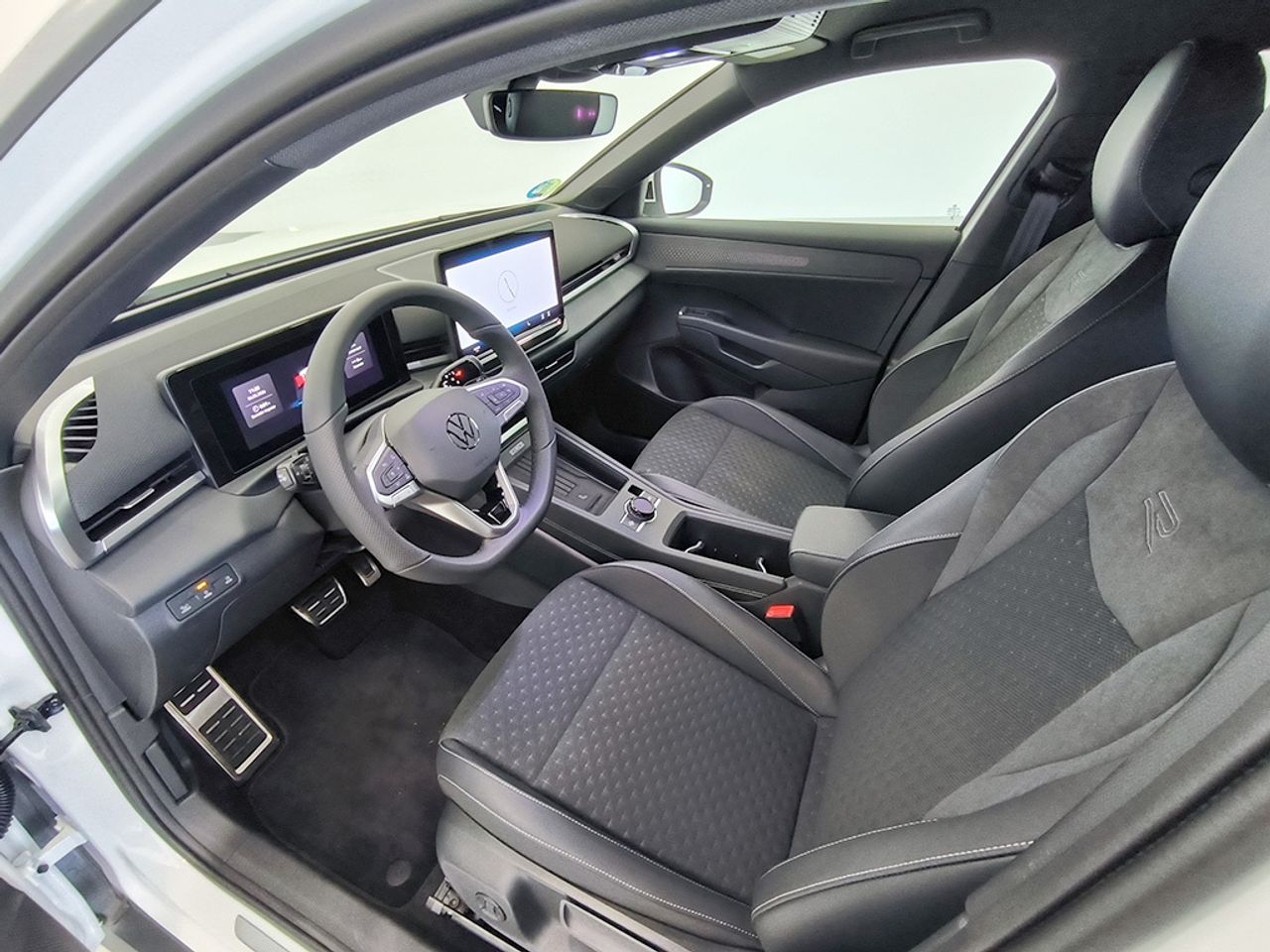 Volkswagen T-roc R-line 1st Edition 1.5 Etsi 150 Cv Dsg - Foto 2