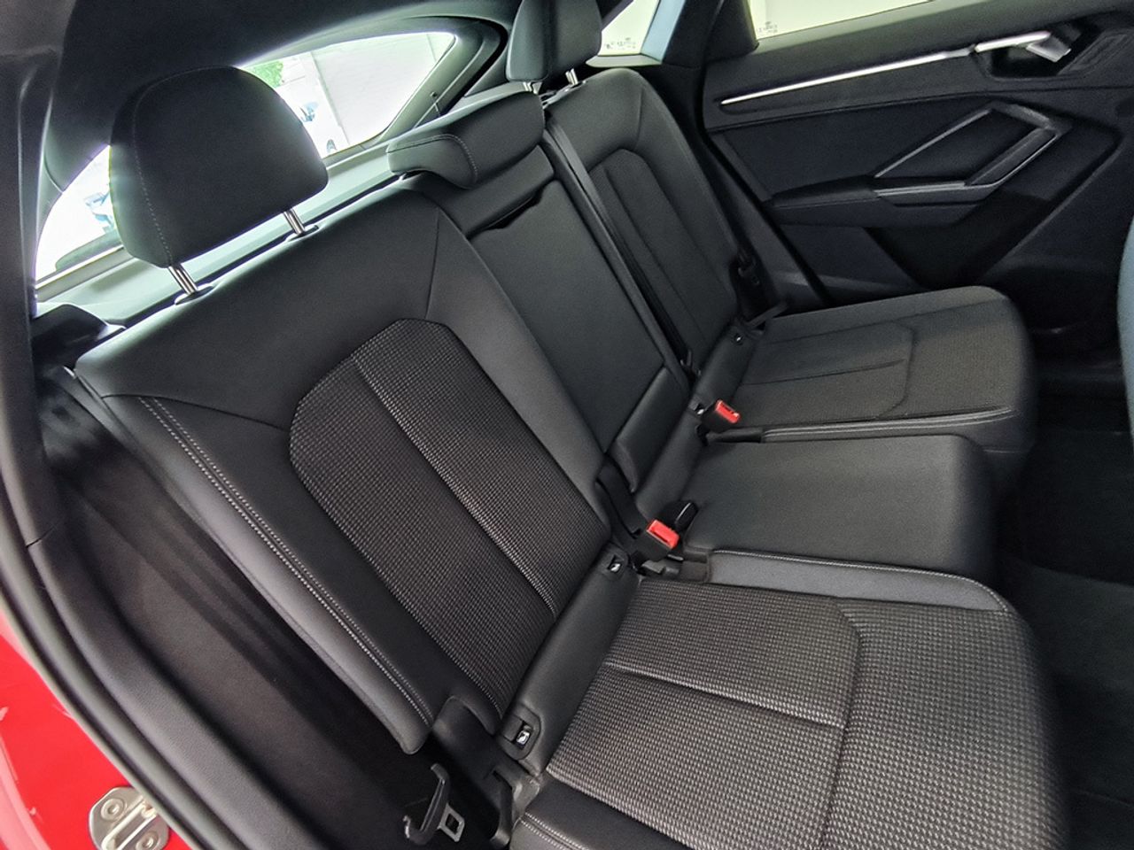Audi Q3 Sb 35 Tdi 150 Cv Stronic Sline - Foto 2