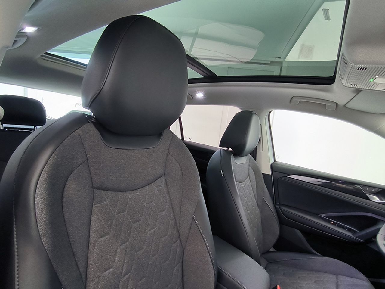 Volkswagen Tiguan Mas 1.5 Etsi 130 Cv Dsg - Foto 2