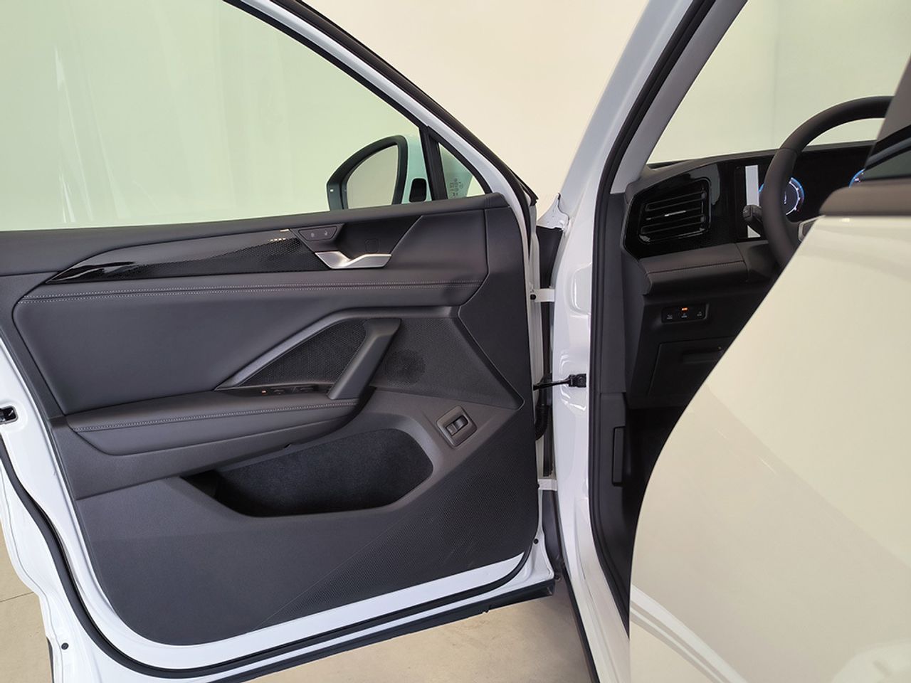 Volkswagen Tiguan Mas 1.5 Etsi 130 Cv Dsg - Foto 2