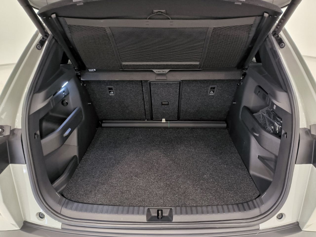 Skoda Elroq 85 Sportline 85kwh Batterie 210kw(286cv) - Foto 2