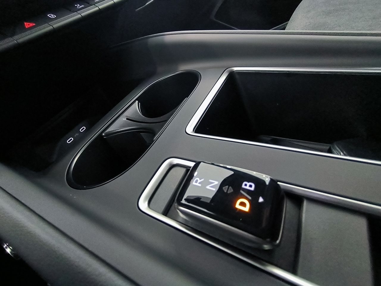 Skoda Elroq 85 Sportline 85kwh Batterie 210kw(286cv) - Foto 2