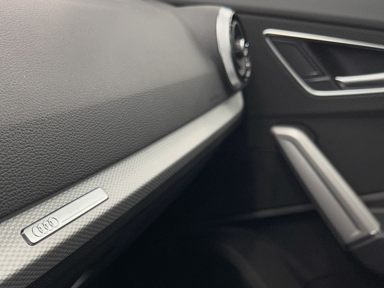 Audi Q2 Advanced 30 Tfsi 81kw (110cv) - Foto 2