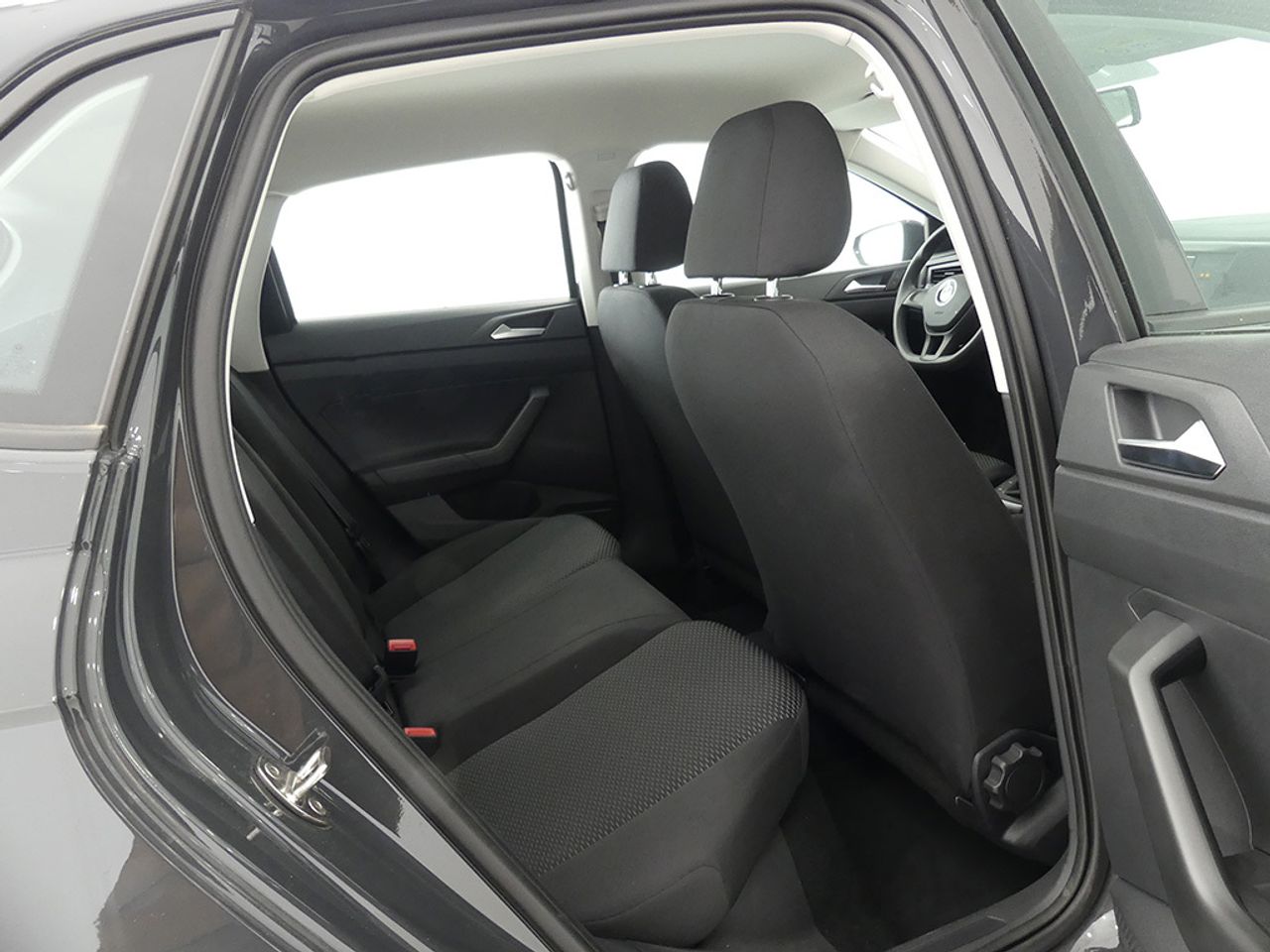 Volkswagen Polo 1.0 Cc 80 Cv Edition - Foto 2