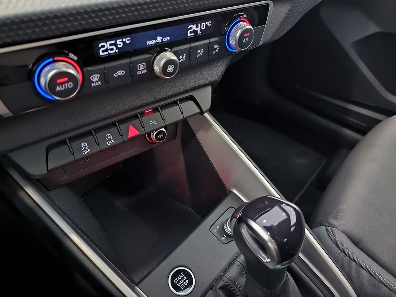 Audi A1 Sb 30 Tfsi 116 Cv Stronic Black Edition - Foto 2