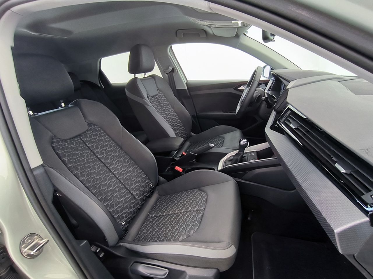 Audi A1 Sb 30 Tfsi 116 Cv Stronic Black Edition - Foto 2